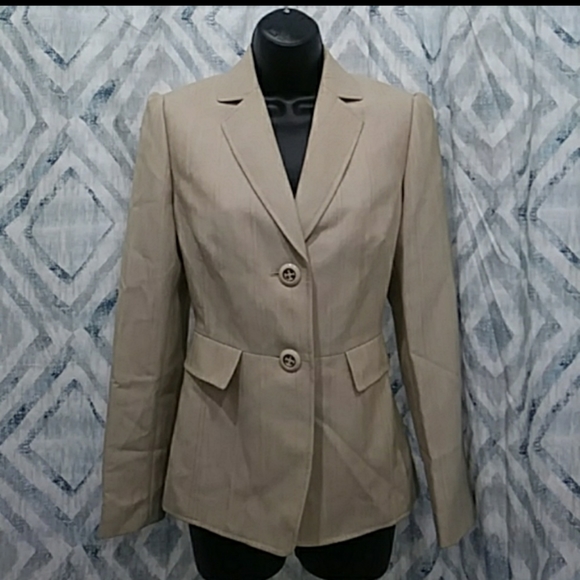 Tahari. Blazer Womens Size 4 Biege - Picture 3 of 7